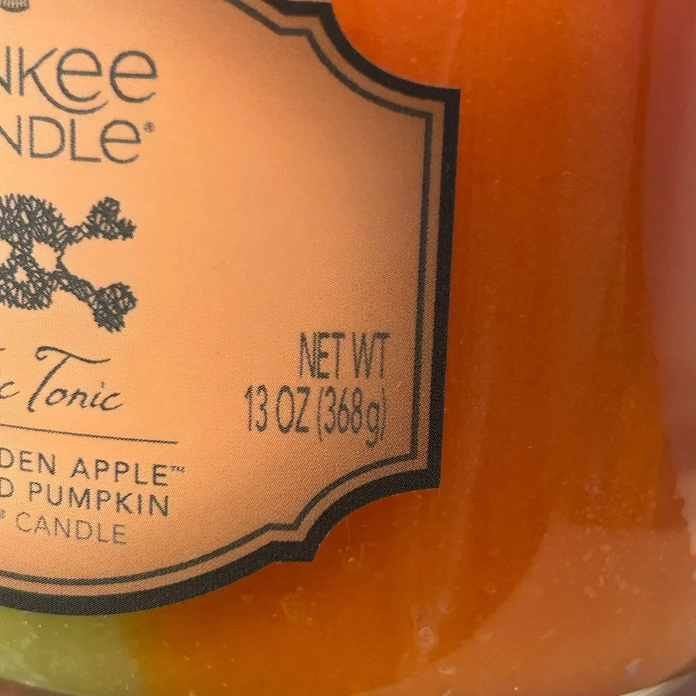 Yankee Candle Toxic Tonic  Swirl 13 OZ. Apple & Pumpkin. Retired and HTF.
